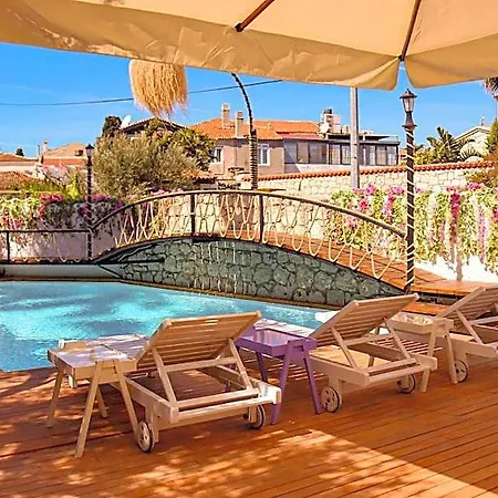 B House Çeşme