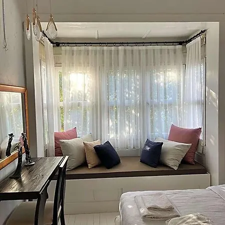 B House Hotell 5*