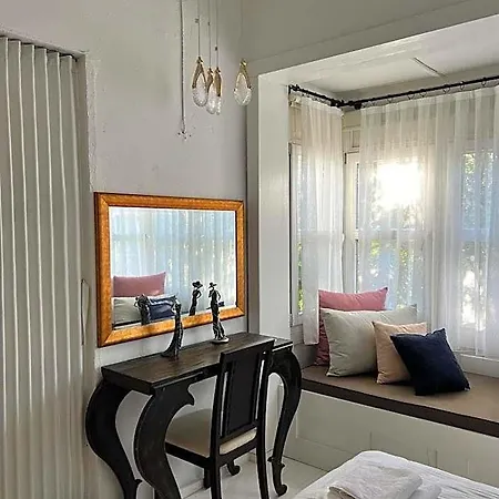 B House Hotell 5*